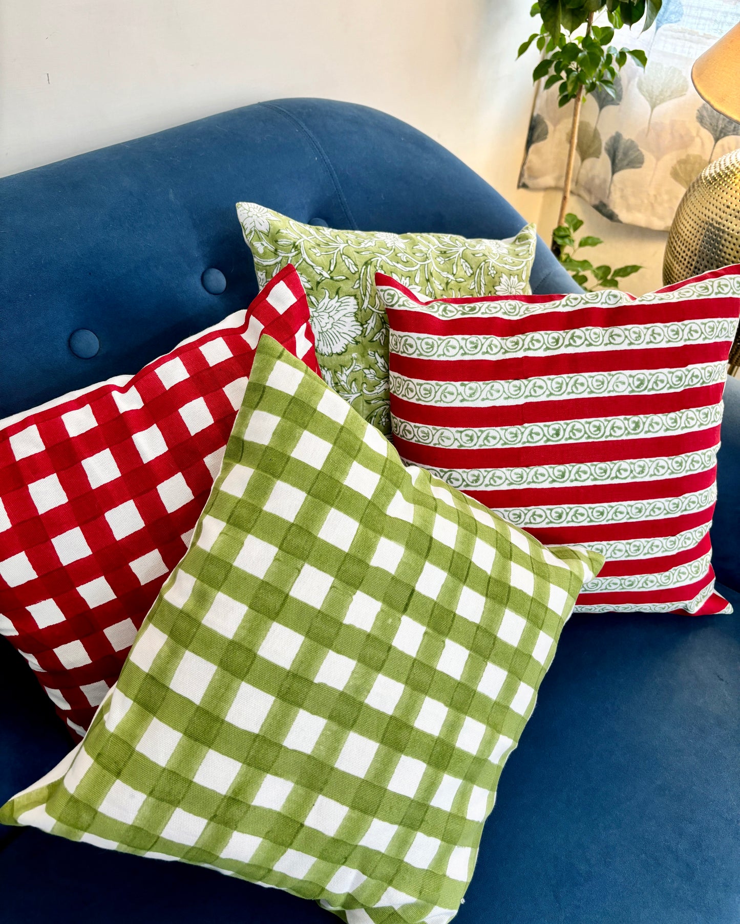 مفارش طاولة الطعام "كوبو" | مجموعة من قطعتين | باللونين الأسود والأحمر