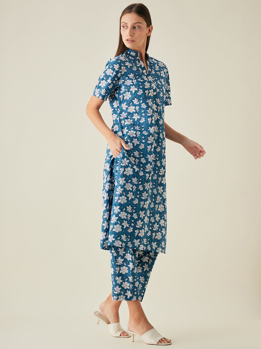 Regular pants for women | Blue