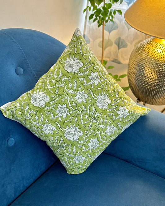 مفارش طاولة الطعام "كوبو" | مجموعة من قطعتين | باللونين الأسود والأحمر