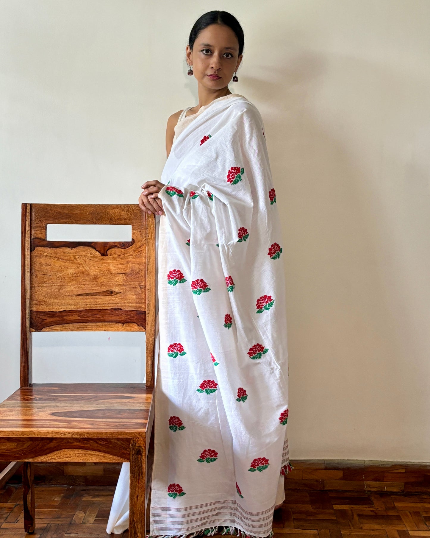 Coming up roses white cotton saree