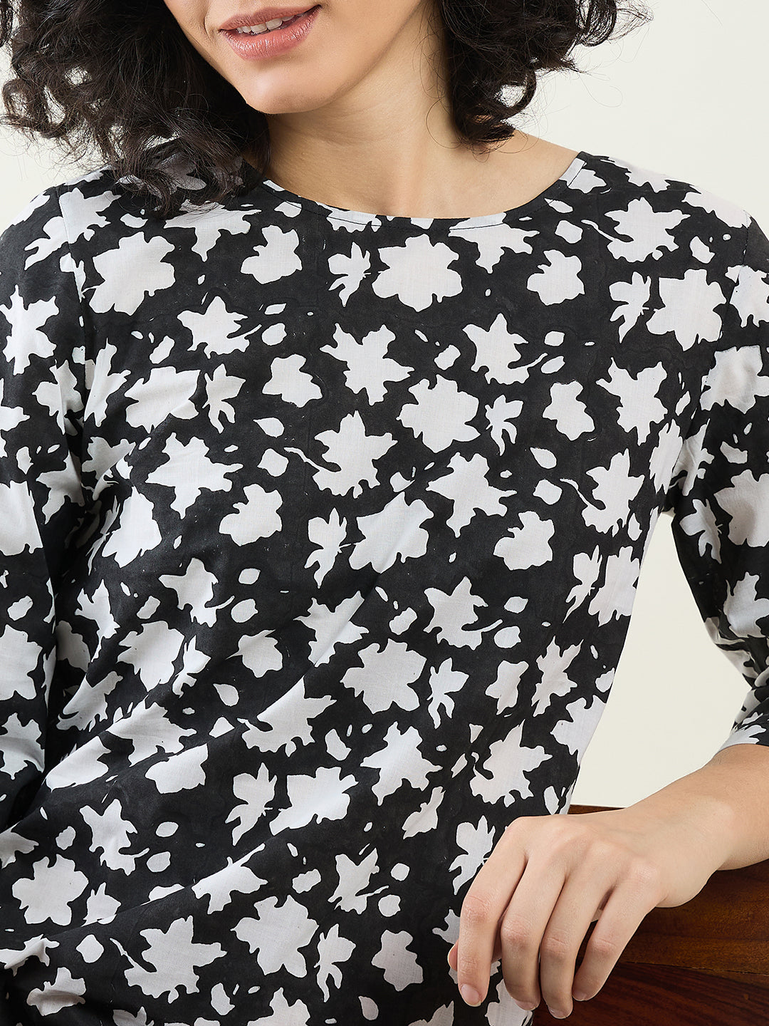 Modern Basics Long Length Kurta Set for Women | Monochrome