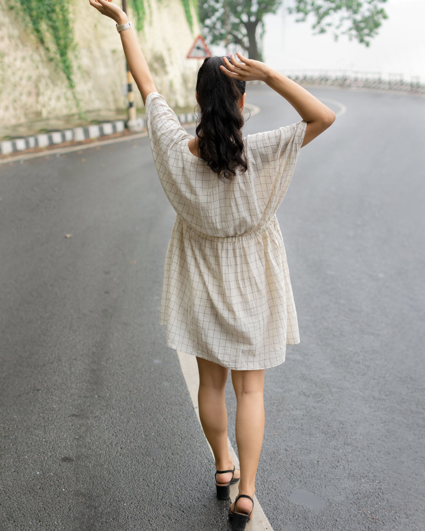 Short casual kaftan for women