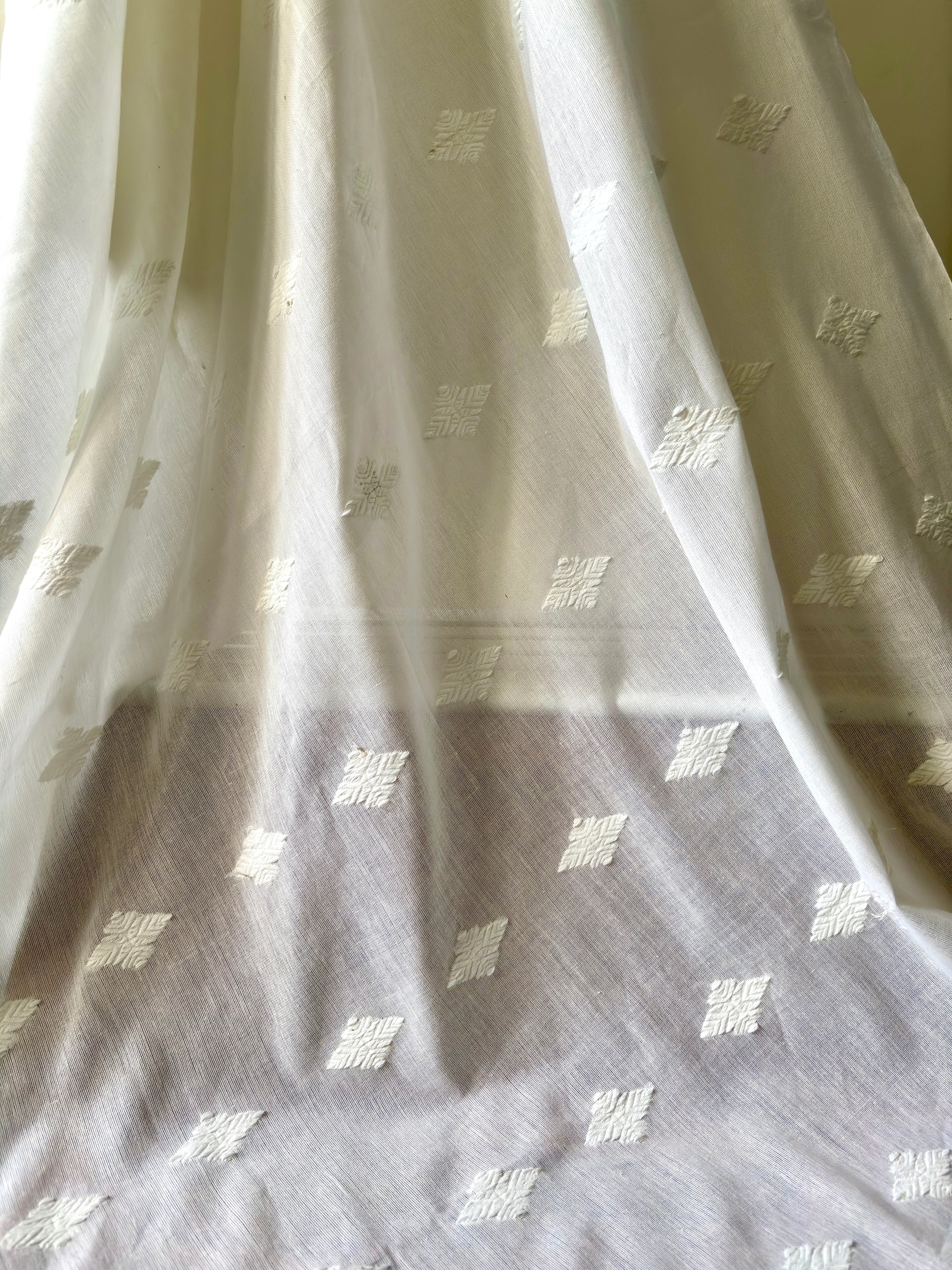 breathable pure cotton saree for indian summer 